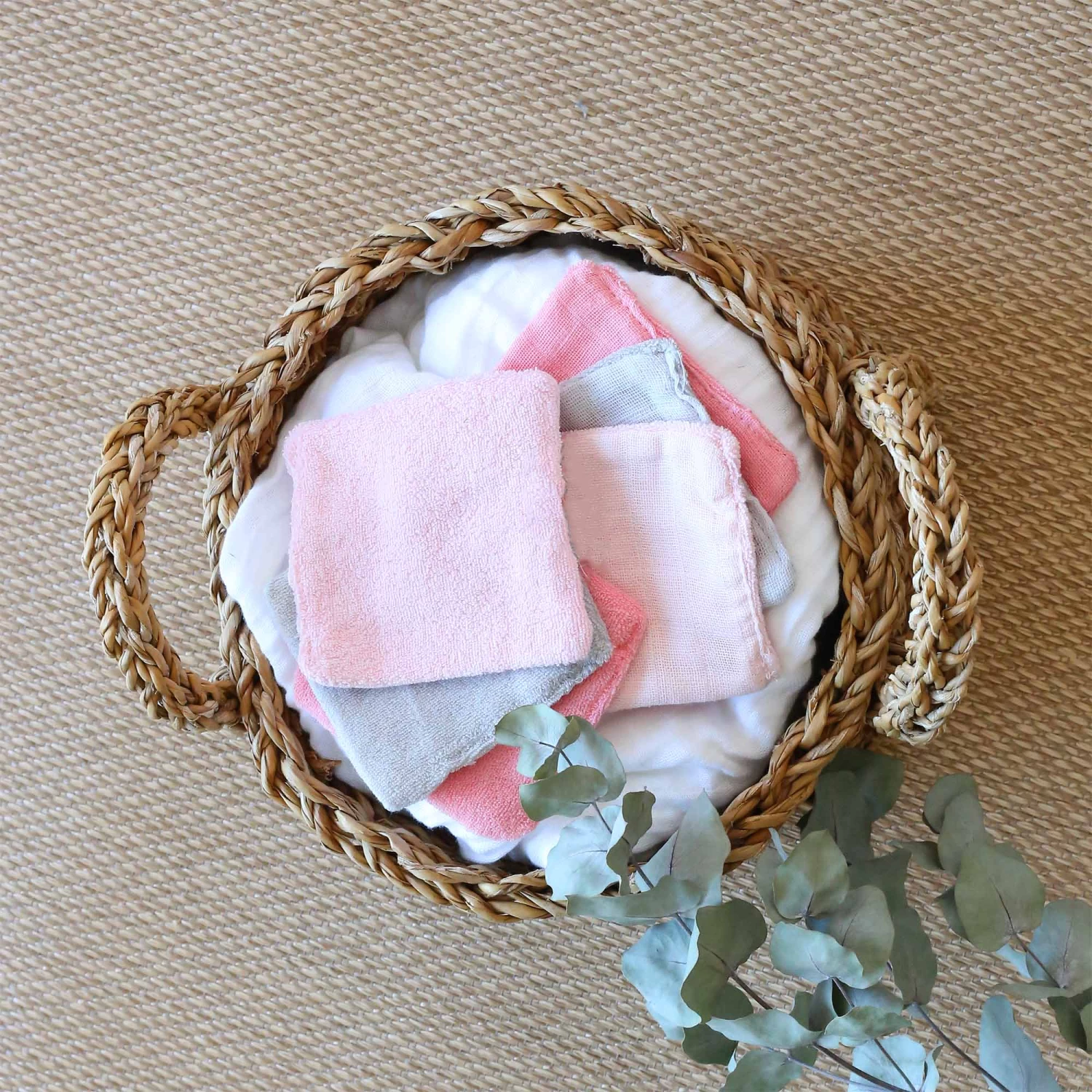 Lot De 6 Lingettes Lavable En Mousseline Blanc/rose 10 X 10 Cm De Trois Kilos Sept – Image 2