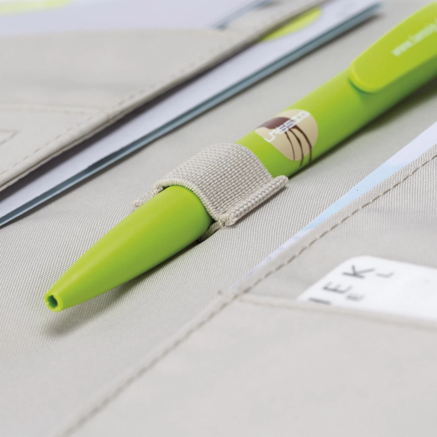 LÄSSIG Protège-carnet De Santé Rose De Lässig – Image 7